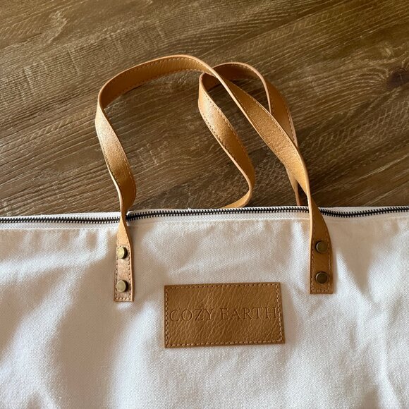 Cozy Earth King Size Cloth Bag - Picture 3 of 3